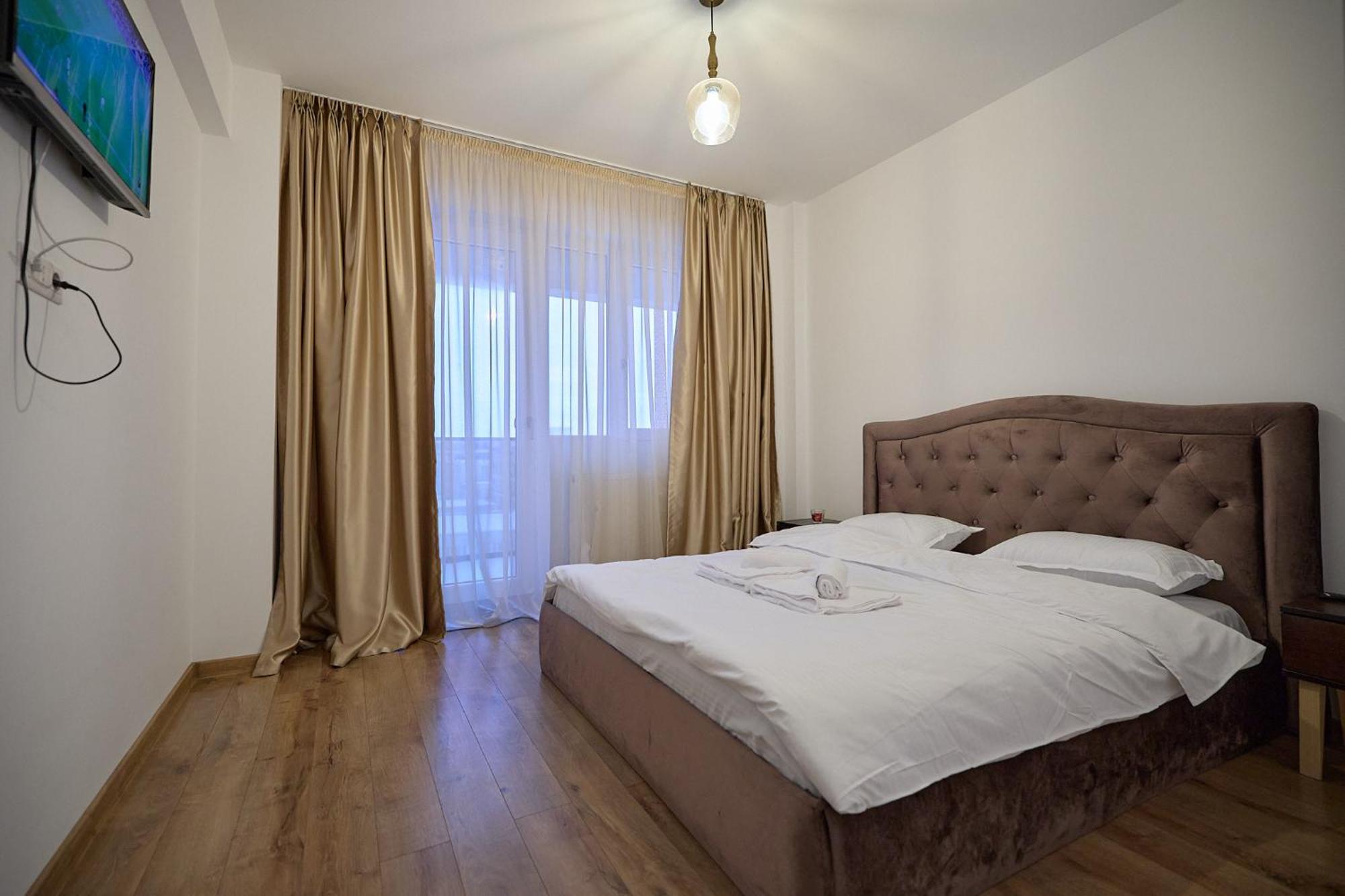 Cozy Collection Apartments At Palas Mall Jassy Zewnętrze zdjęcie
