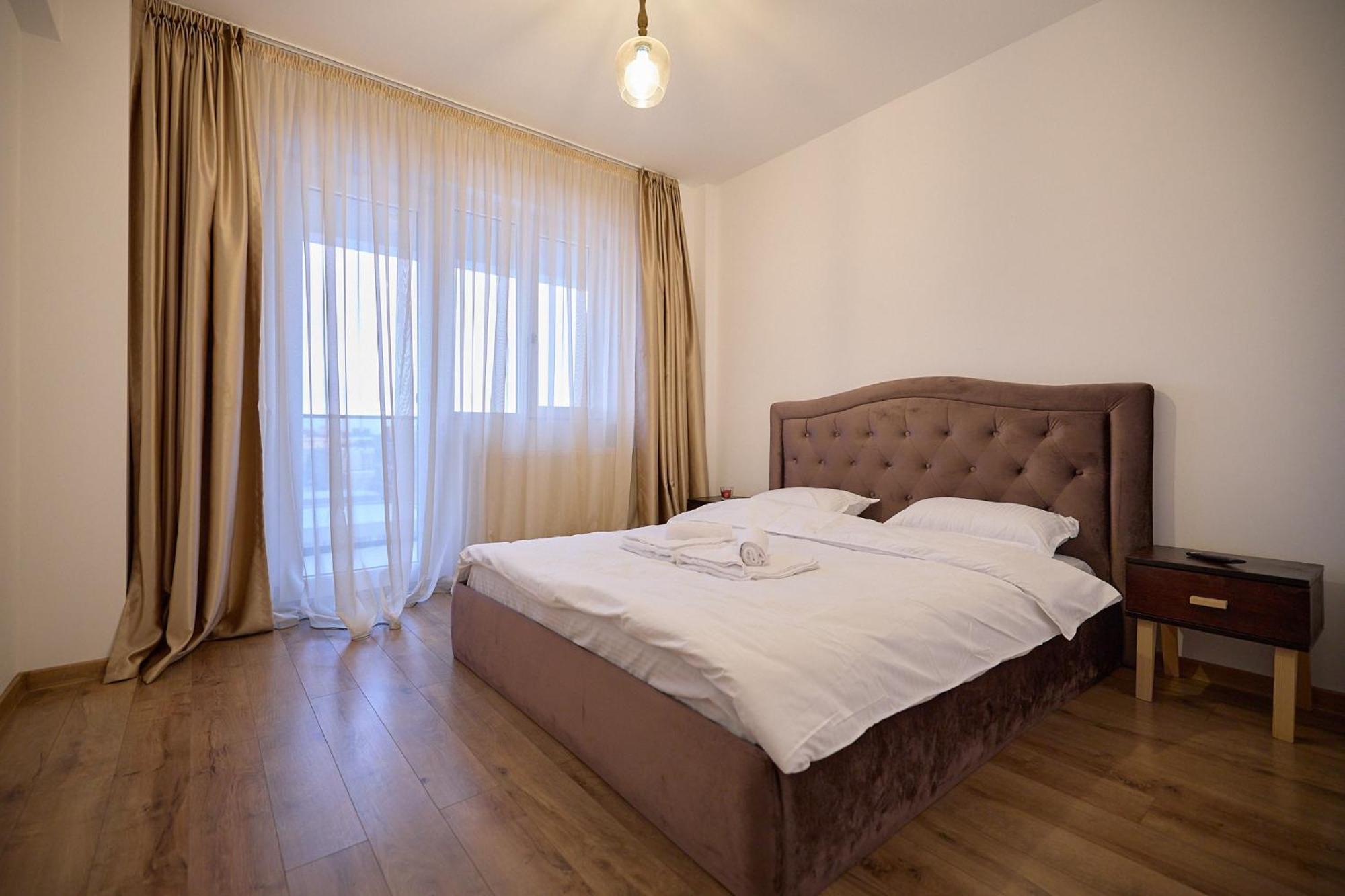 Cozy Collection Apartments At Palas Mall Jassy Zewnętrze zdjęcie