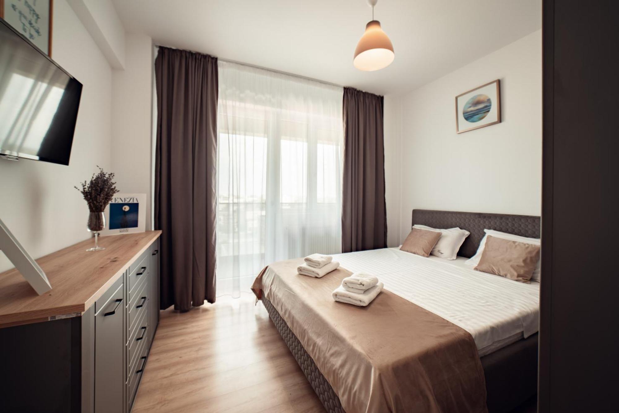 Cozy Collection Apartments At Palas Mall Jassy Zewnętrze zdjęcie